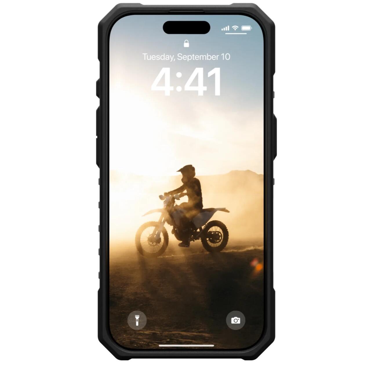 Utilizare husă UAG Pathfinder SE MagSafe iPhone 16 Pro