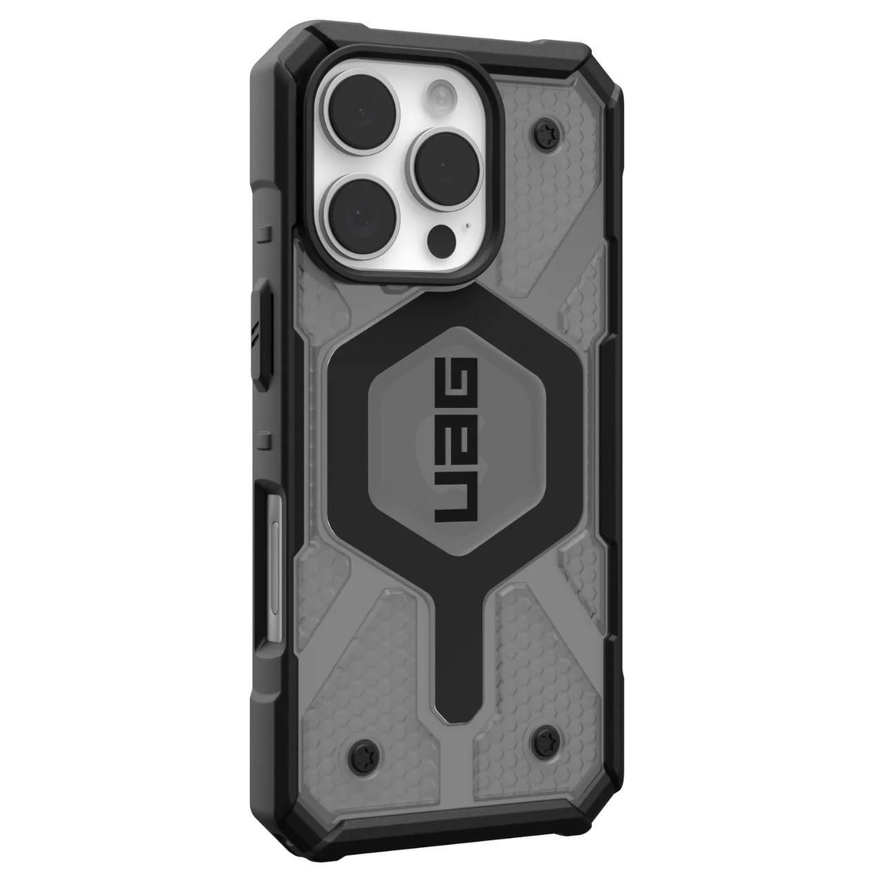 Utilizare husă UAG Pathfinder Clear MagSafe iPhone 16 Pro