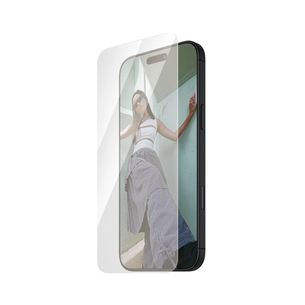 Aplicare folie PanzerGlass® SAFE. Ultra-Wide Fit Screen Protector