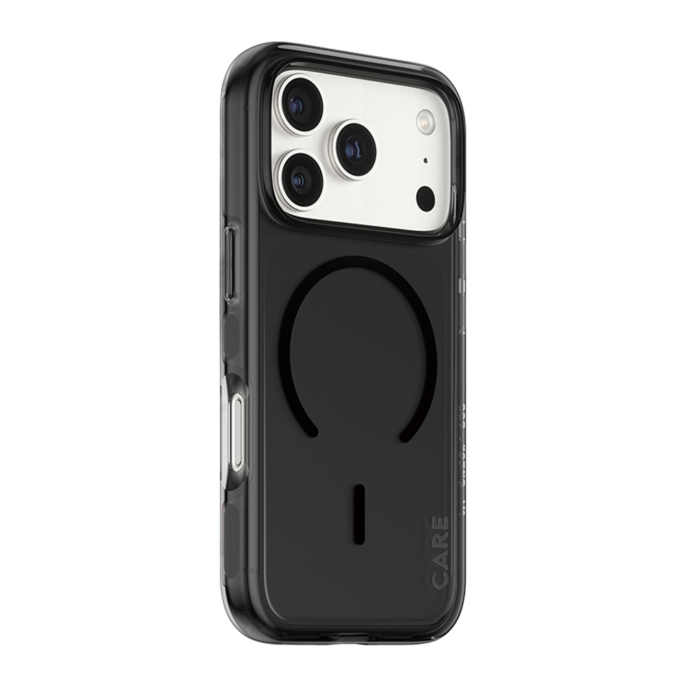 Utilizare husă PanzerGlass® CARE Flagship Urban Explorer Black MagSafe iPhone 17 Pro Max